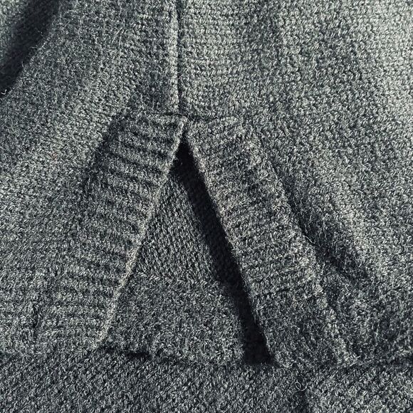 Chico’s Black Heavy Knit Mock Neck Sweater Size 1 - Picture 9 of 9